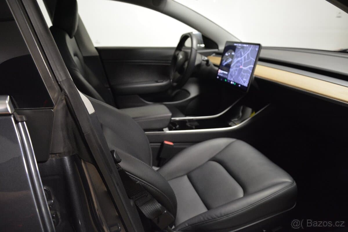 2020 Tesla MODEL 3 - 11