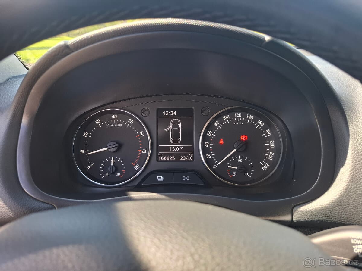 2014 Škoda FABIA - 11