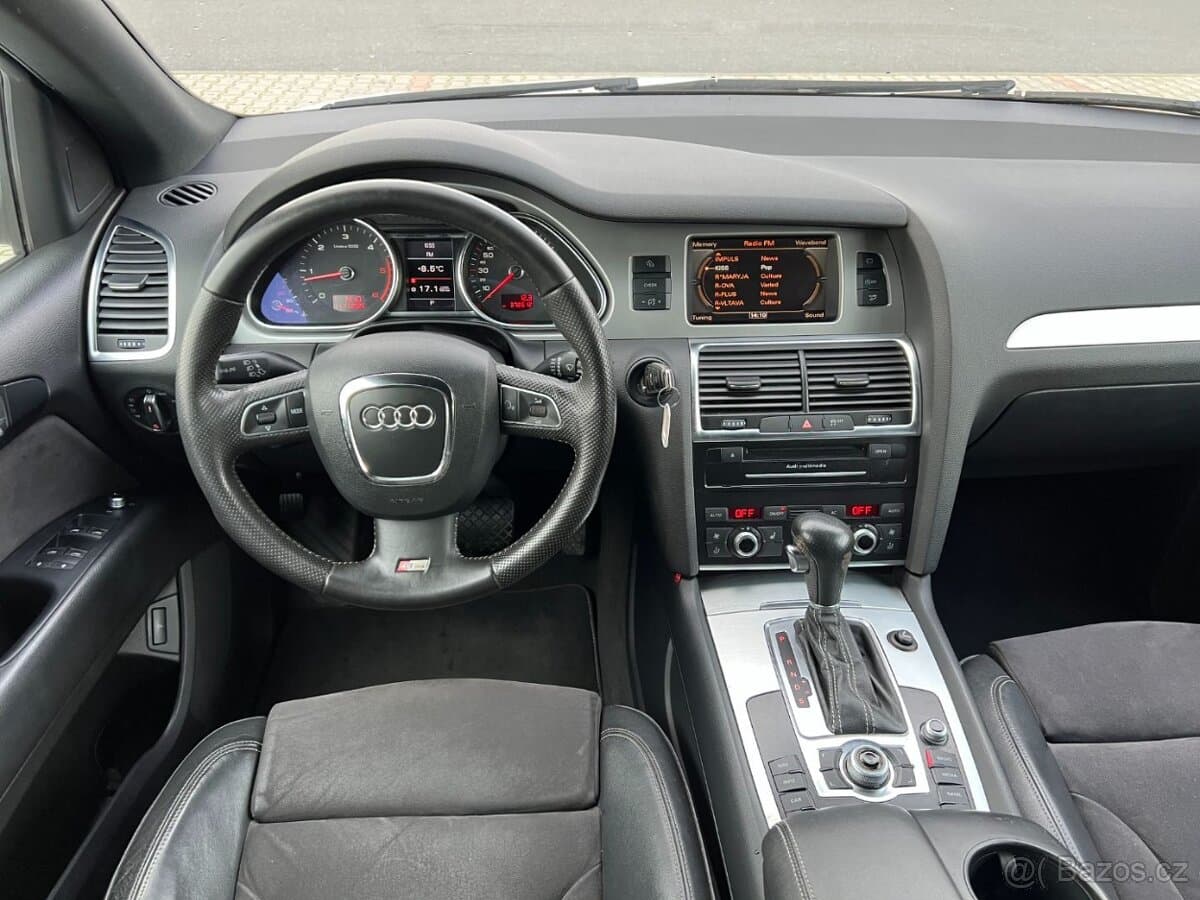 2010 Audi Q7 - 11