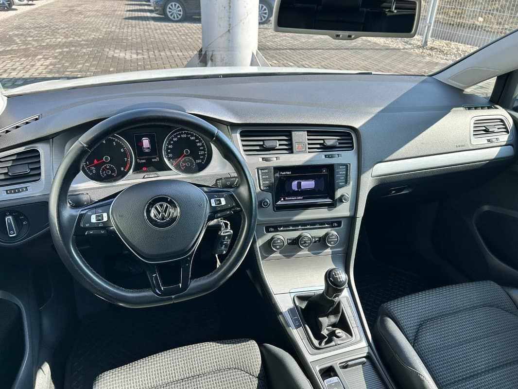 2014 Volkswagen GOLF - 11