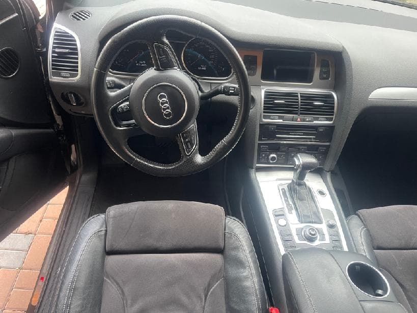 2015 Audi Q7 - 11