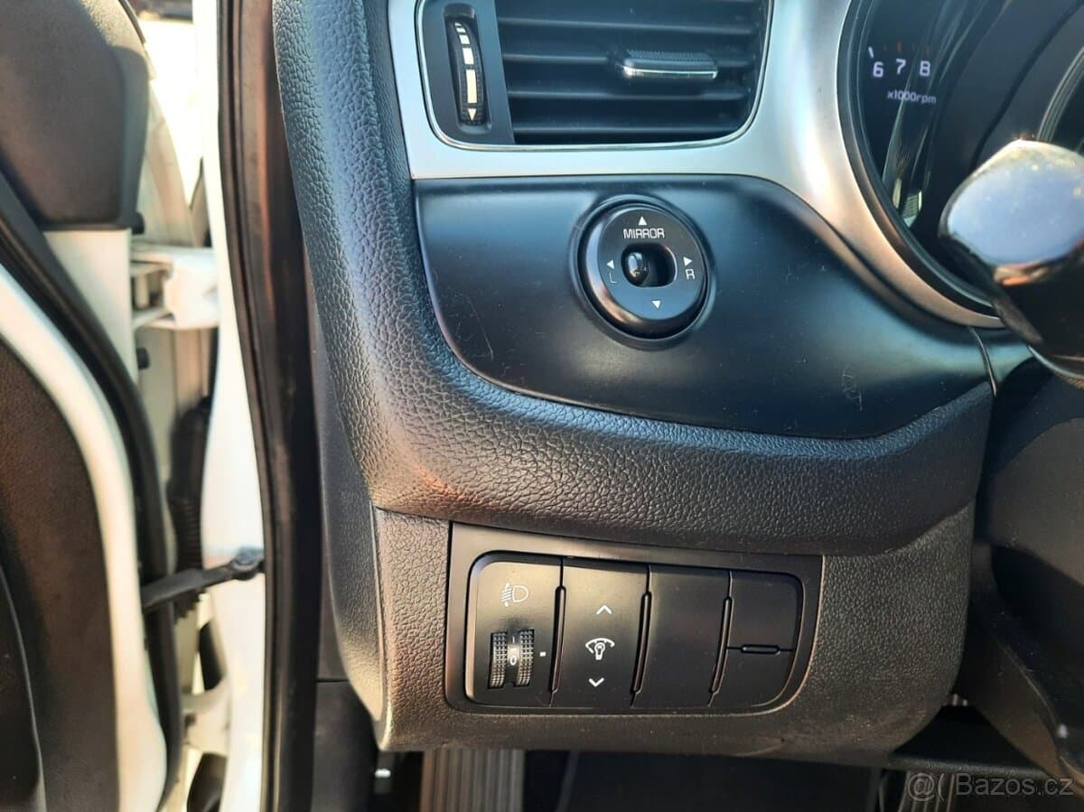 2013 Kia CEE'D - 11