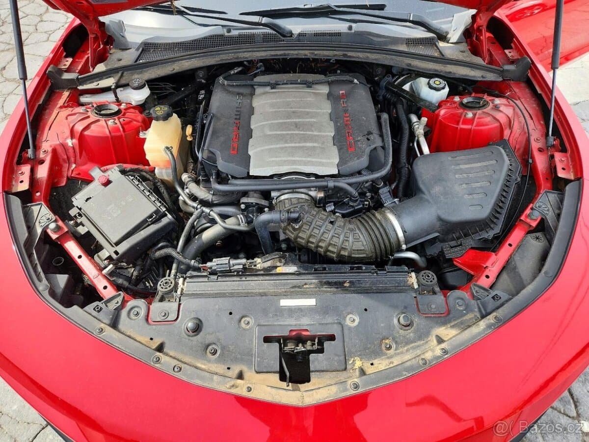 2018 Chevrolet CAMARO - 11