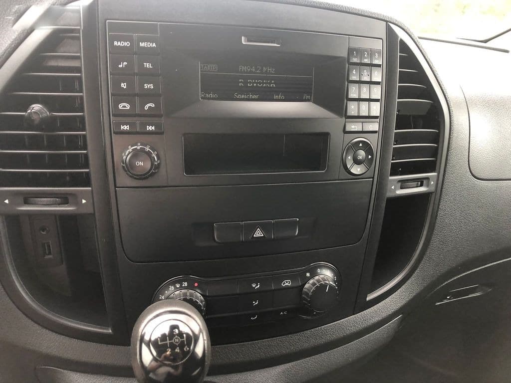 2015 Mercedes-Benz VITO - 11
