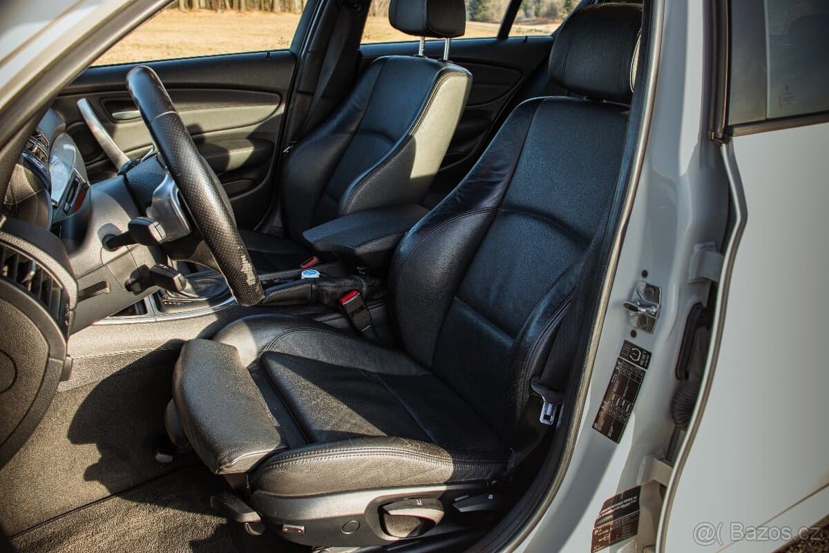 2009 BMW 1-SERIES - 11