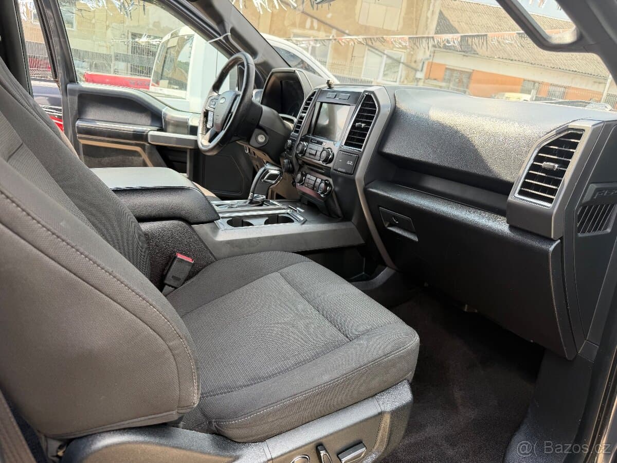 2017 Ford F-150 - 11