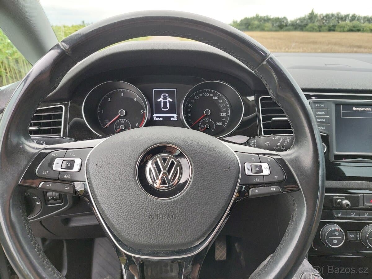 2016 Volkswagen GOLF - 11