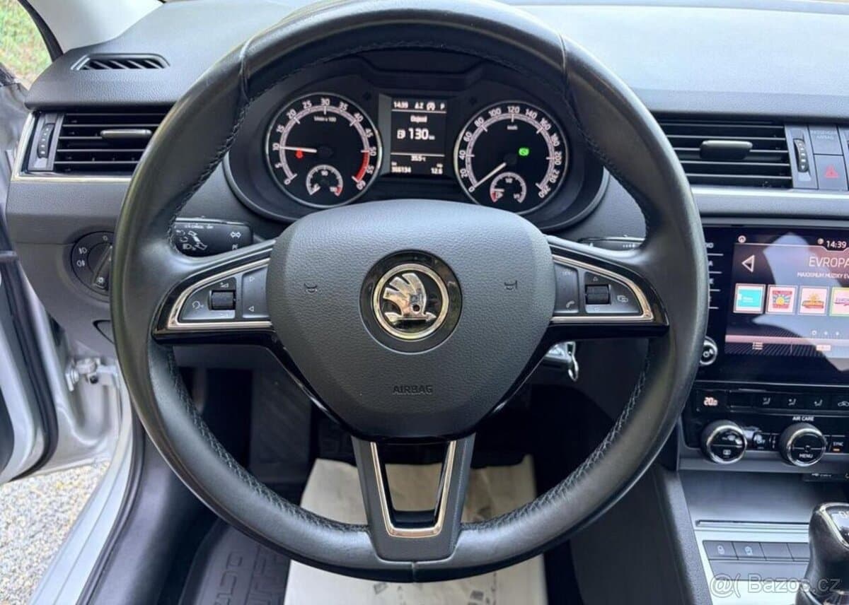 2017 Škoda OCTAVIA - 11