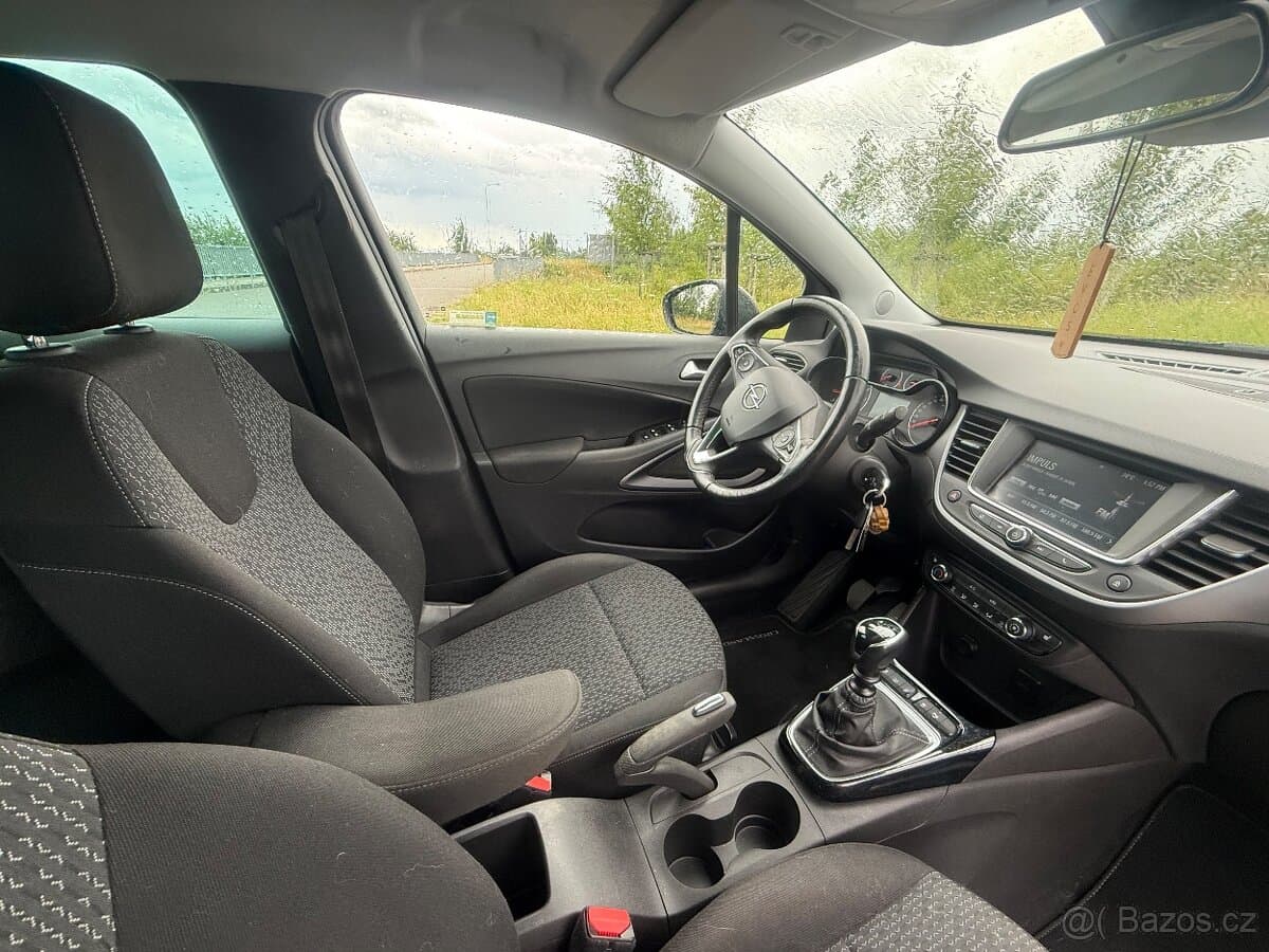 2021 Opel CROSSLAND - 11