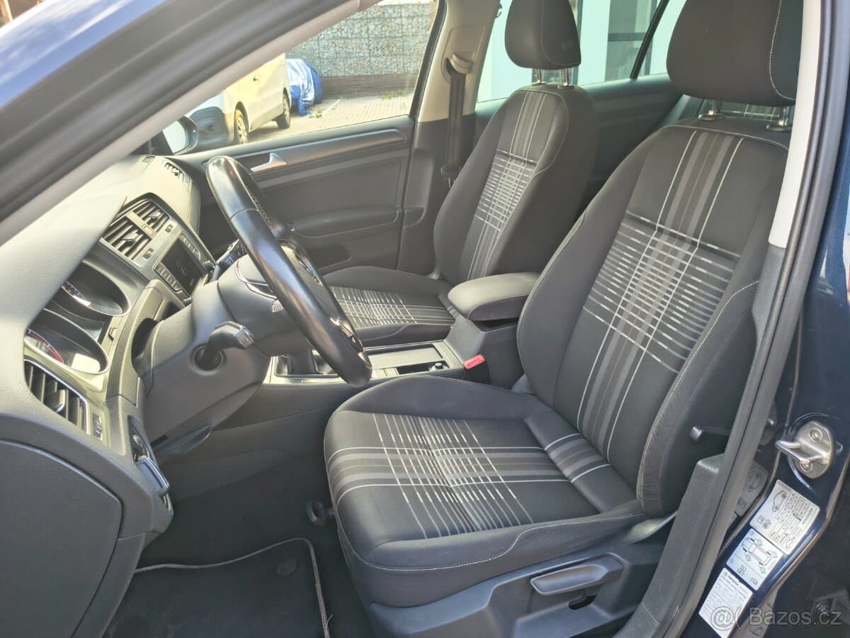 2016 Volkswagen GOLF - 11