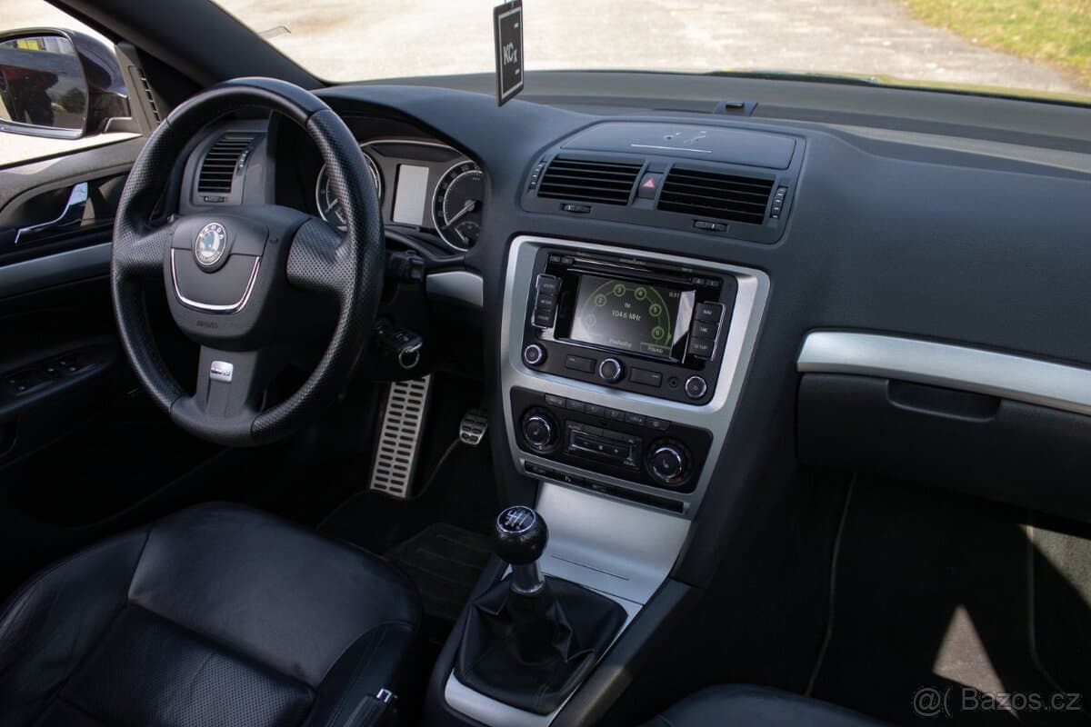 Škoda OCTAVIA - 11