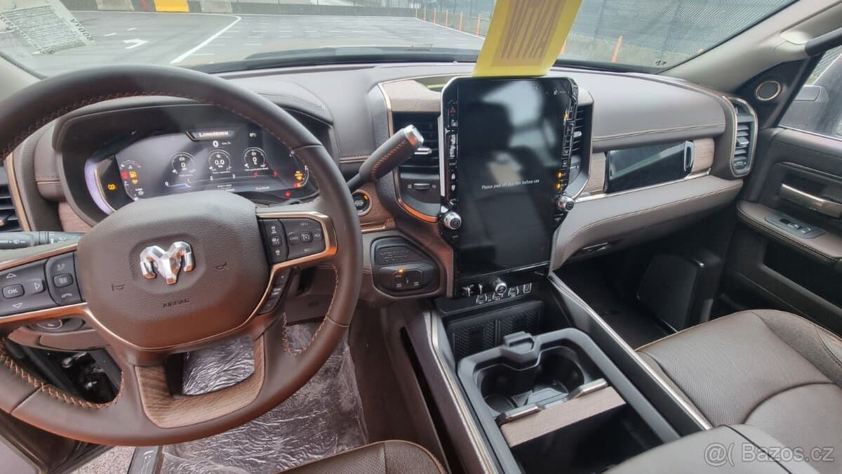 2025 RAM 2500/3500 - 11