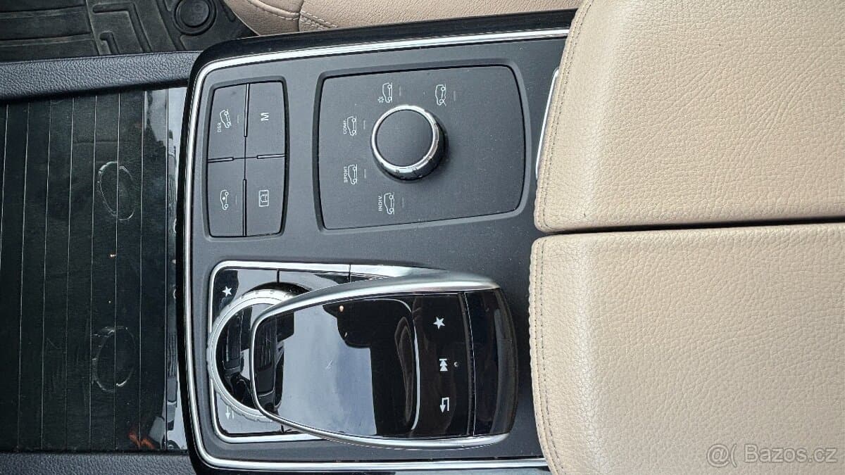 2019 Mercedes-Benz GL - 11