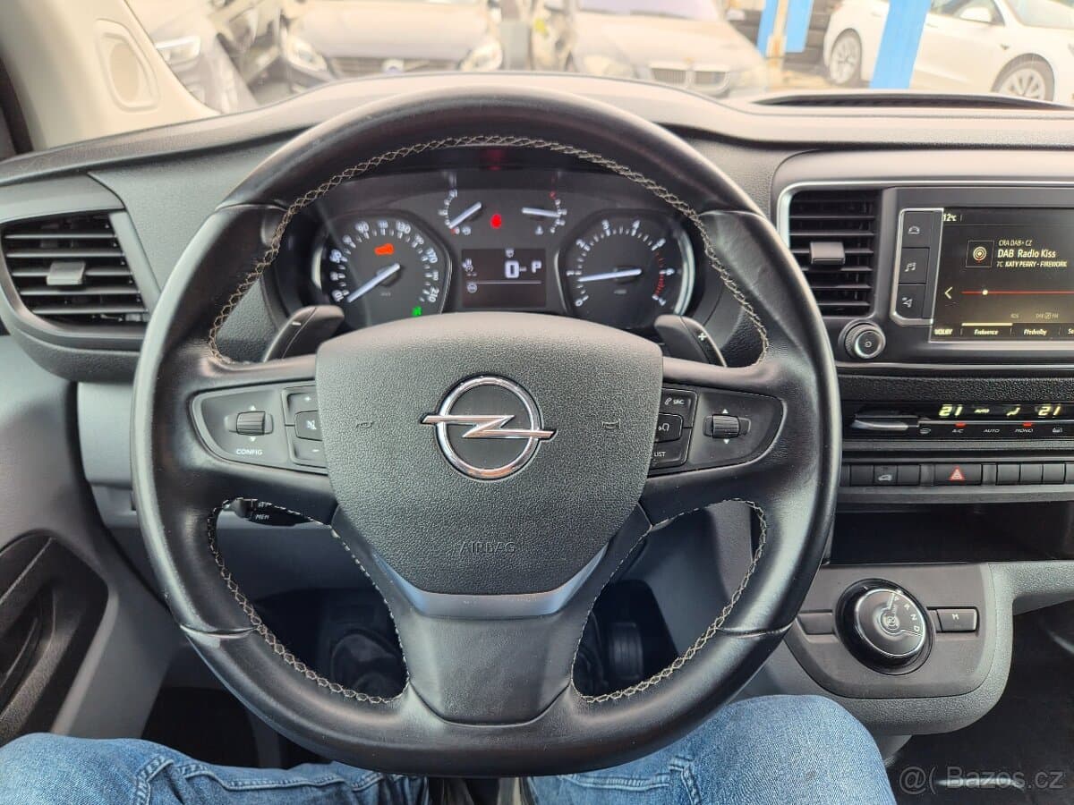 2021 Opel VIVARO - 11