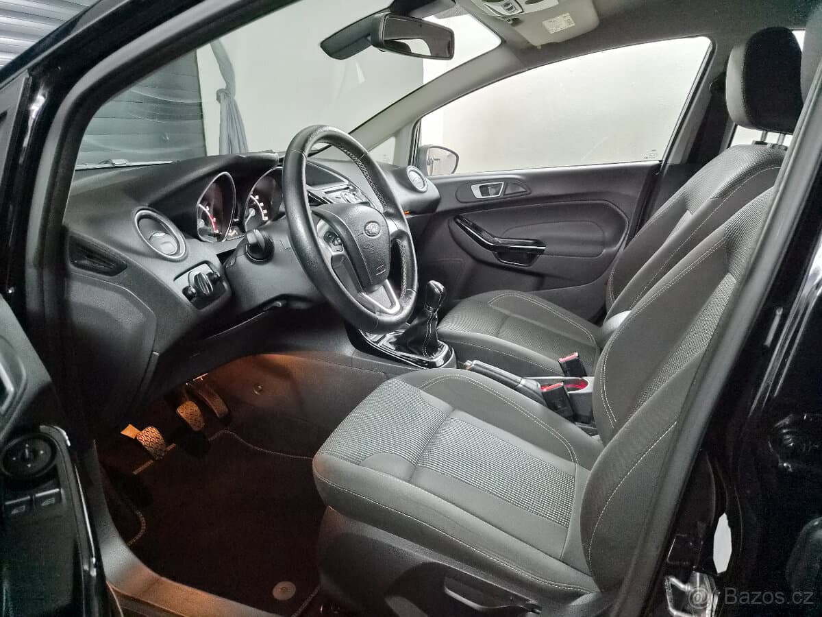 2017 Ford FIESTA - 11