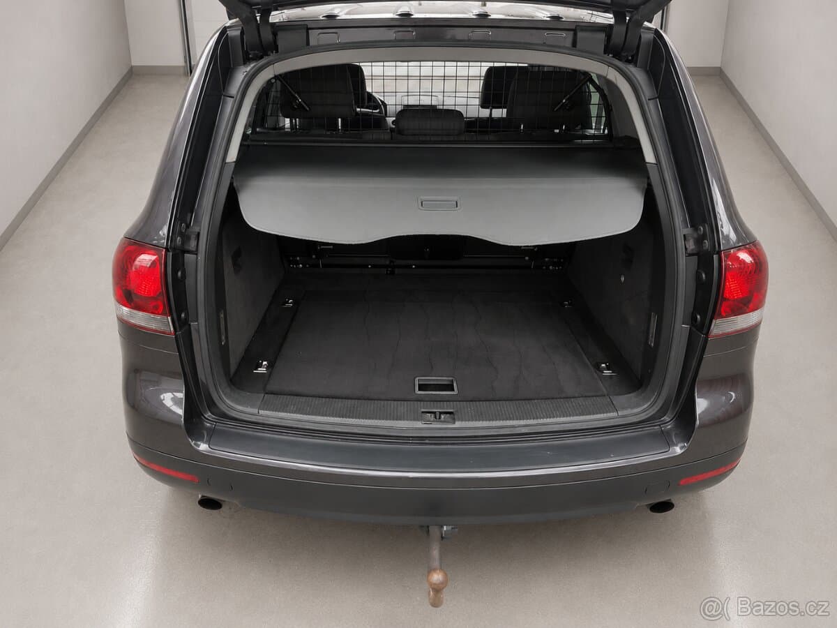 2008 Volkswagen TOUAREG - 11