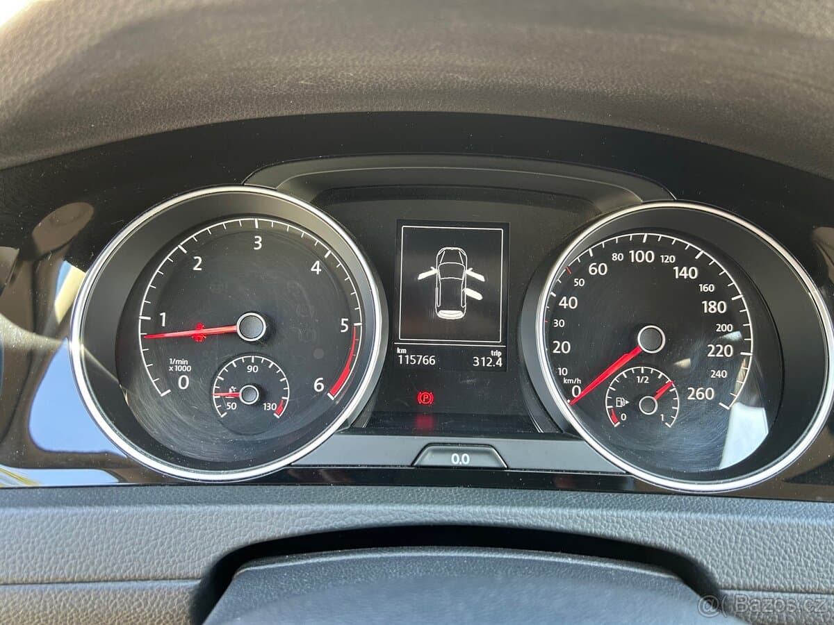2013 Volkswagen GOLF - 11