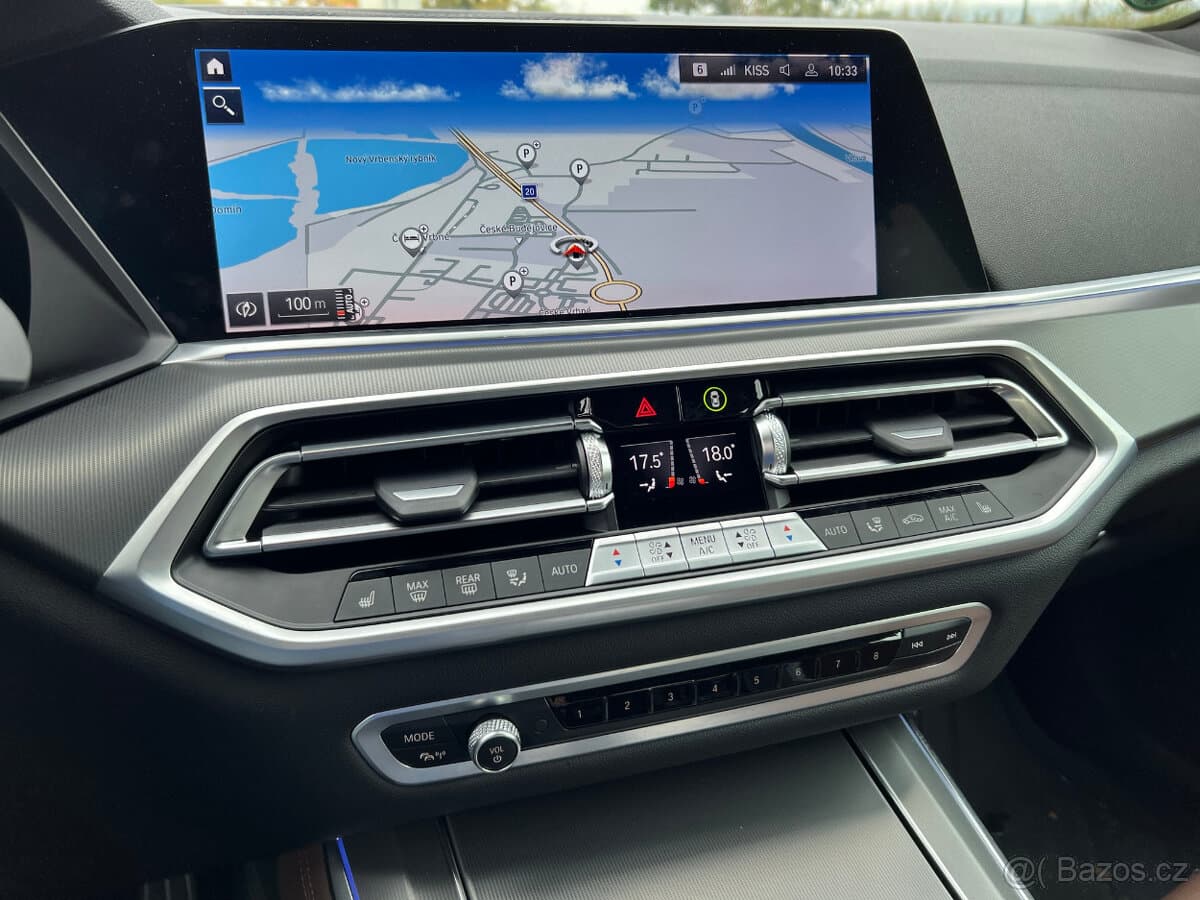 2019 BMW X5 - 11