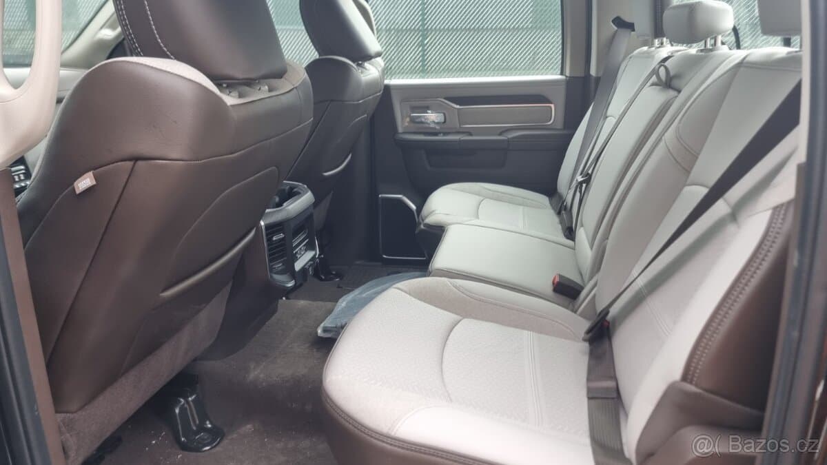 2025 RAM 2500 - 11