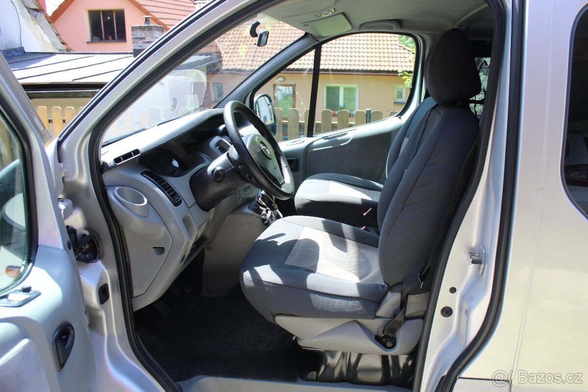 2005 Opel VIVARO - 11