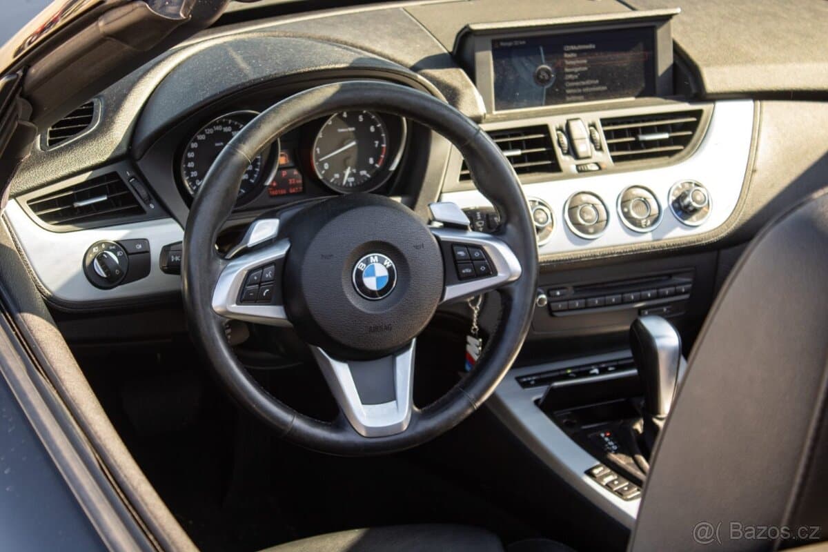 2011 BMW Z4 - 11