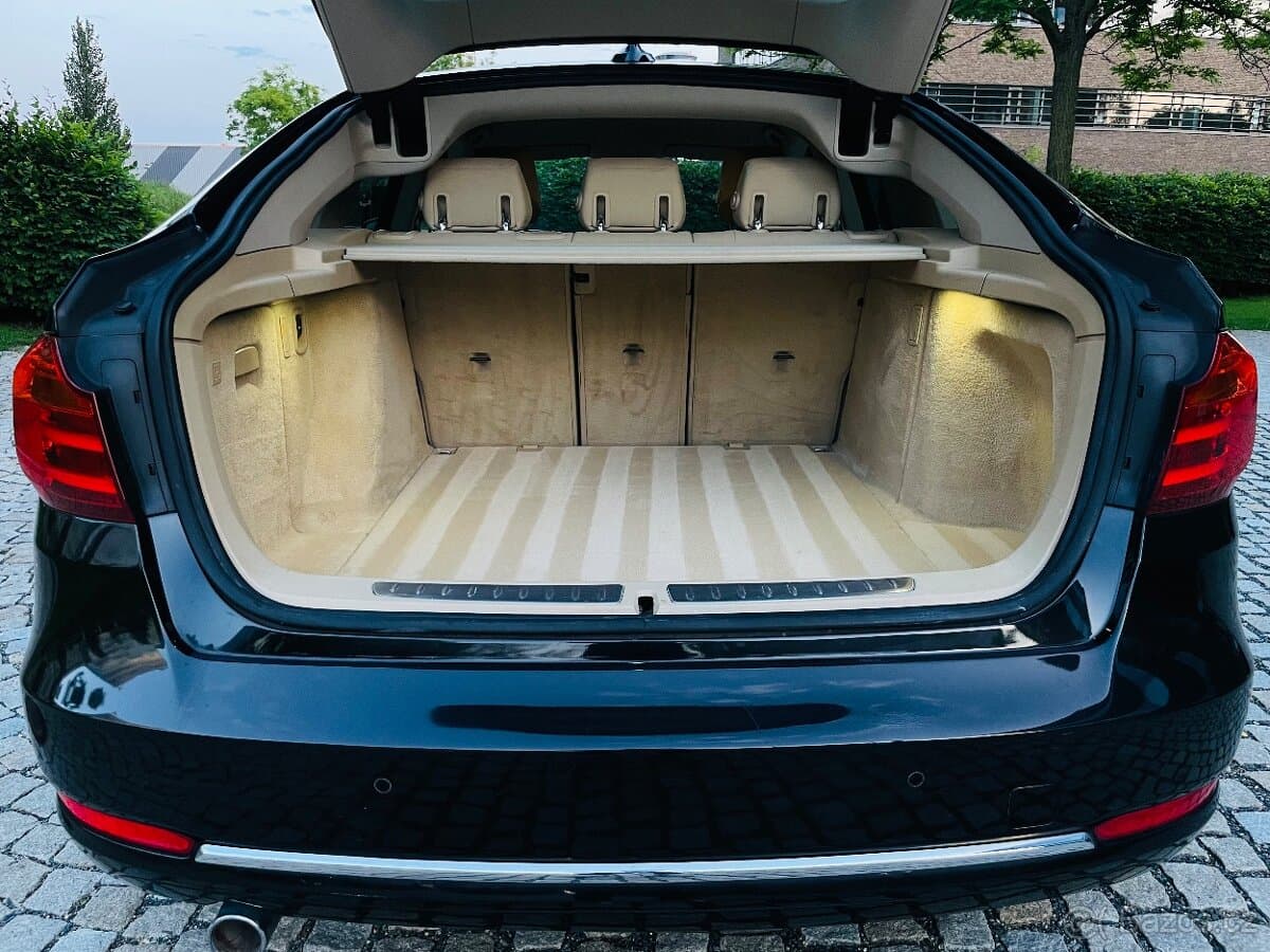 2014 BMW 3-SERIES - 11