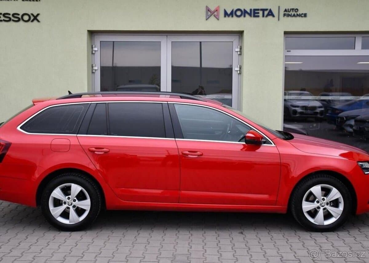 2018 Škoda OCTAVIA - 11
