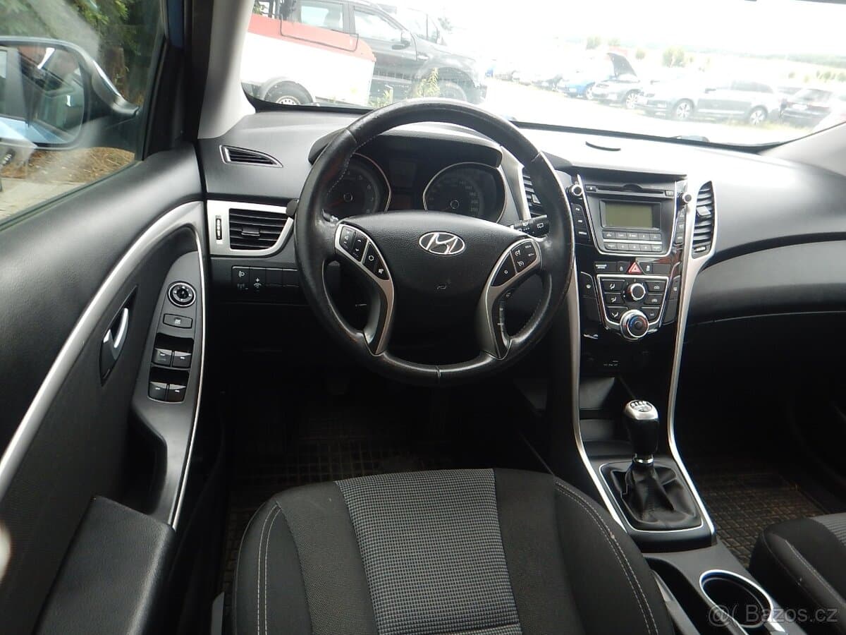 2013 Hyundai i30 - 11