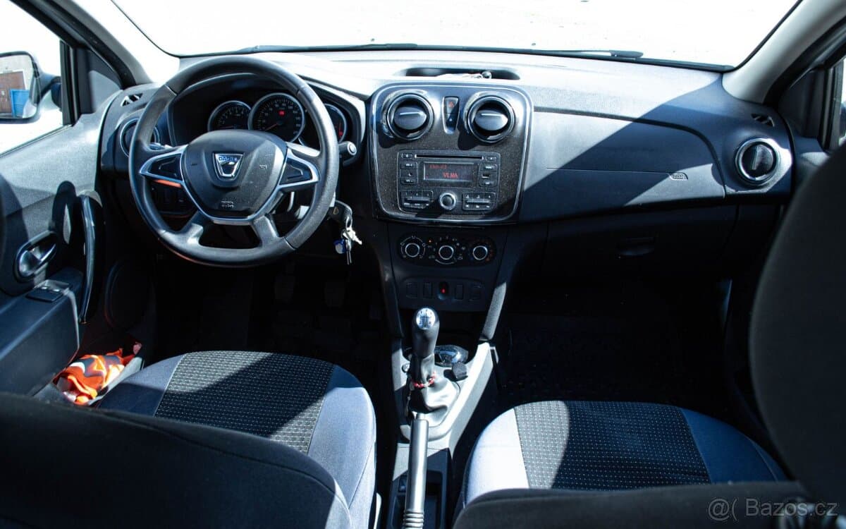 2017 Dacia LOGAN - 11