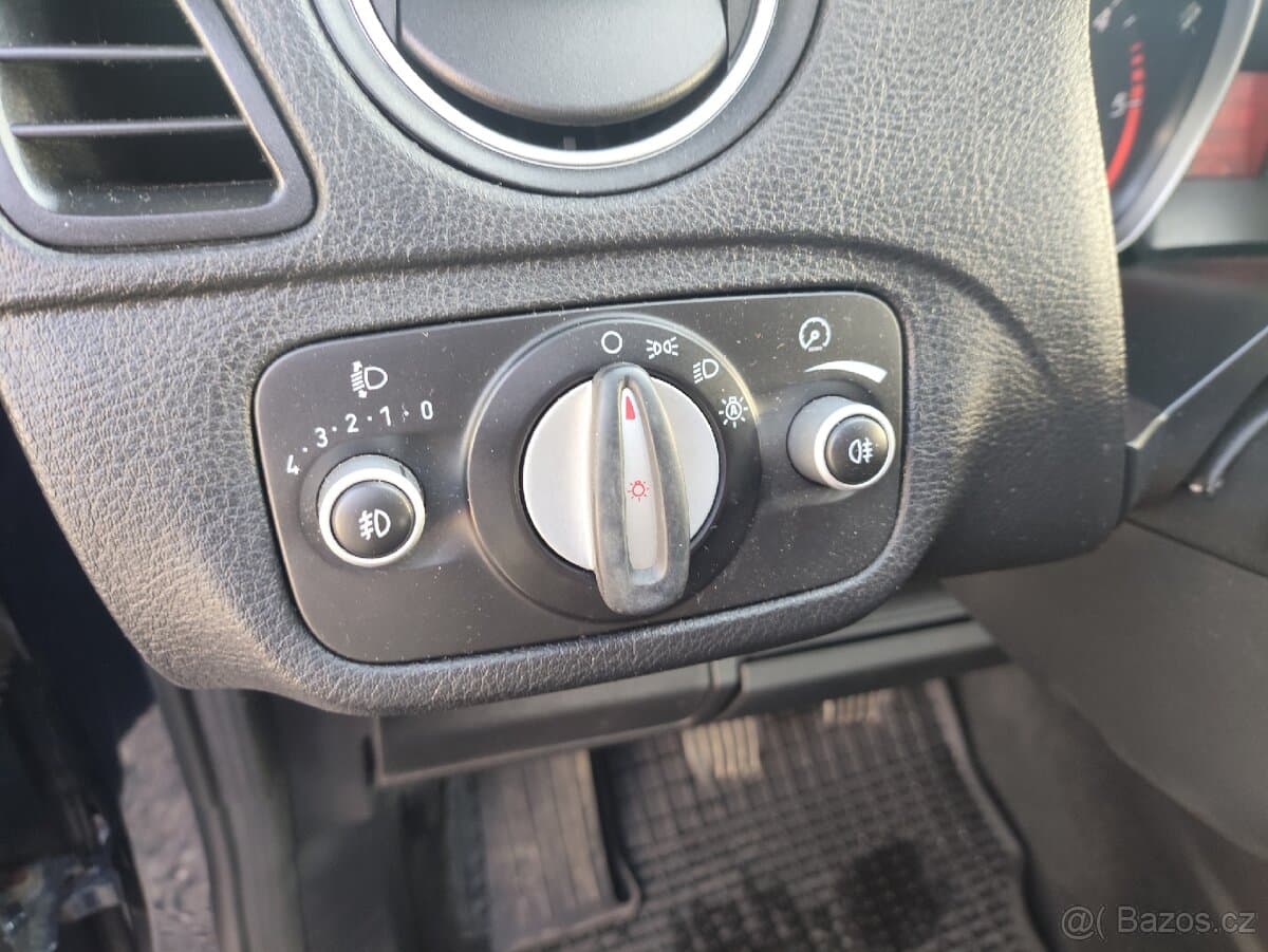 2011 Ford GALAXY - 11