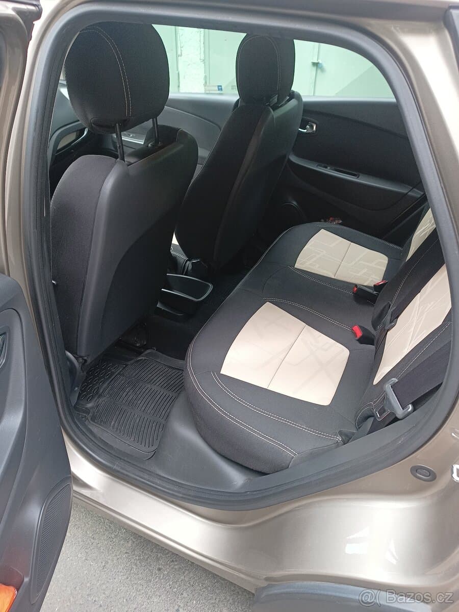 2014 Renault CAPTUR - 11