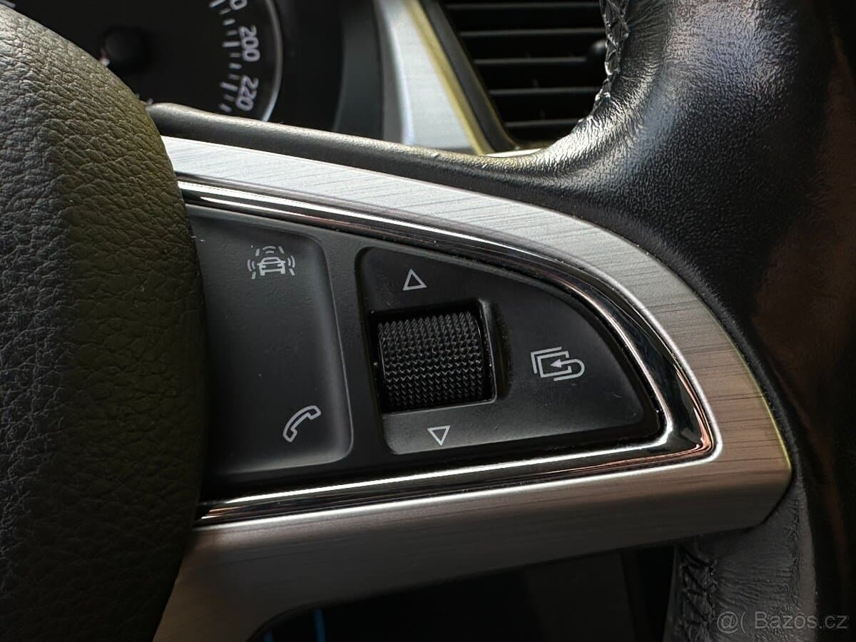 2016 Škoda RAPID - 11