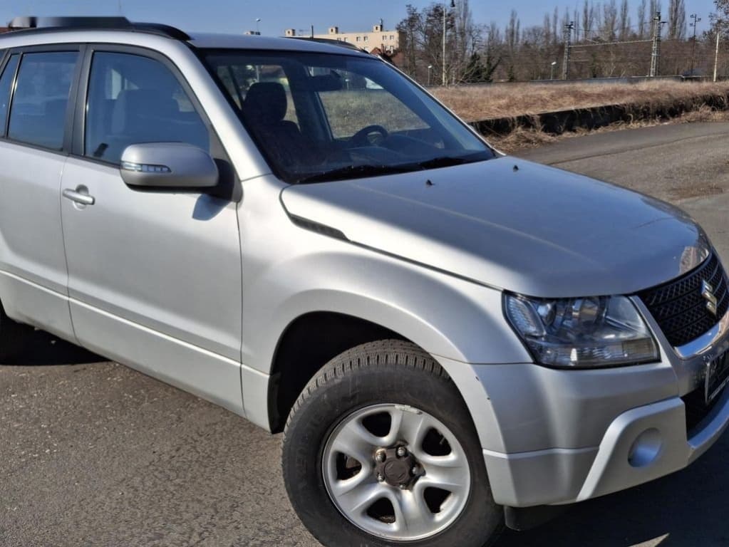 2009 Suzuki GRAND - 11