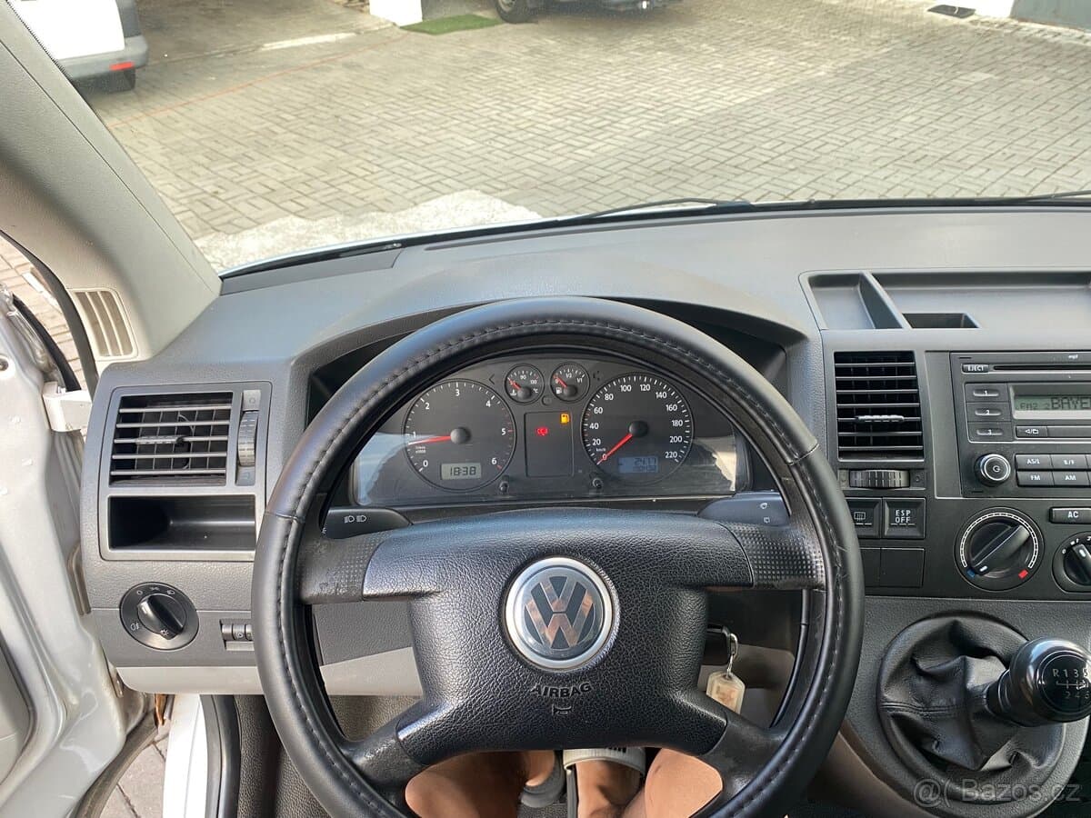 2007 Volkswagen TRANSPORTER - 11