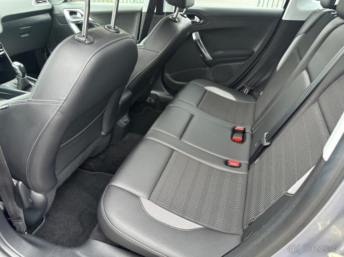 2014 Peugeot 2008 - 11