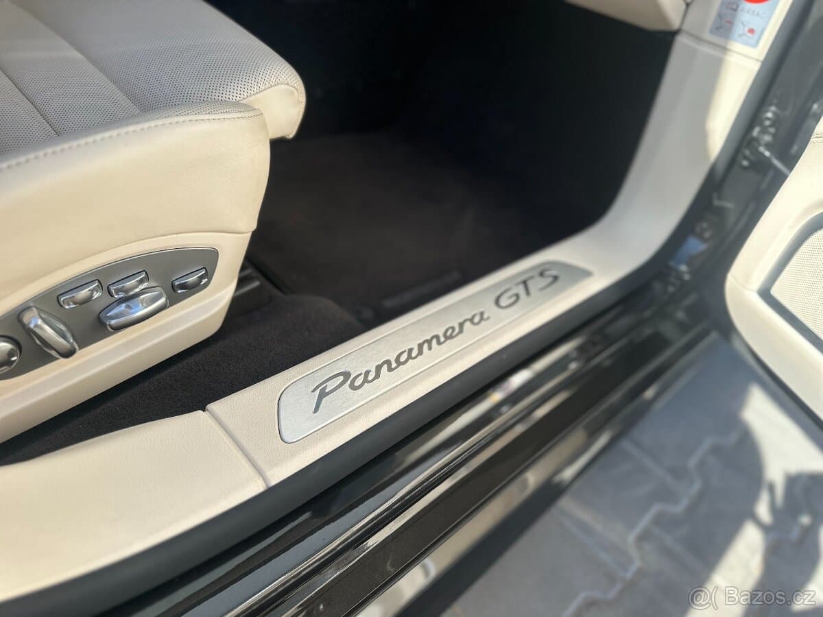 2014 Porsche PANAMERA - 11