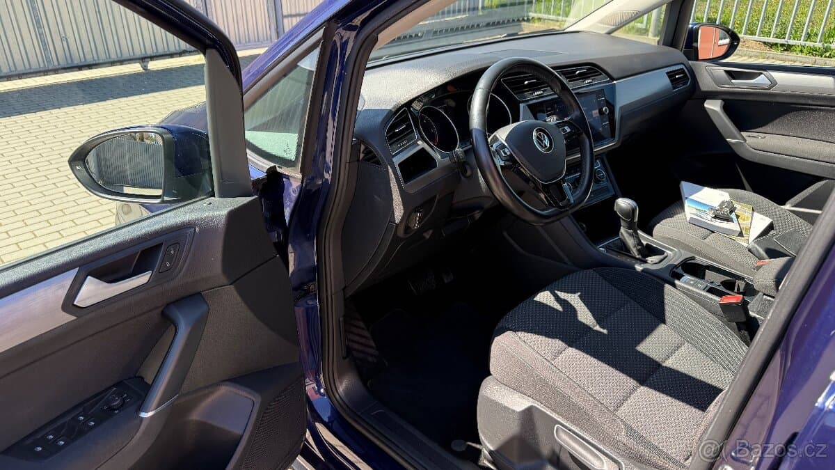 2022 Volkswagen TOURAN - 11