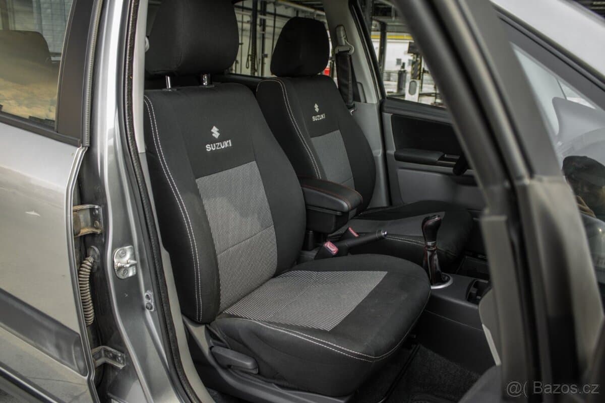 2011 Suzuki SX4 - 11