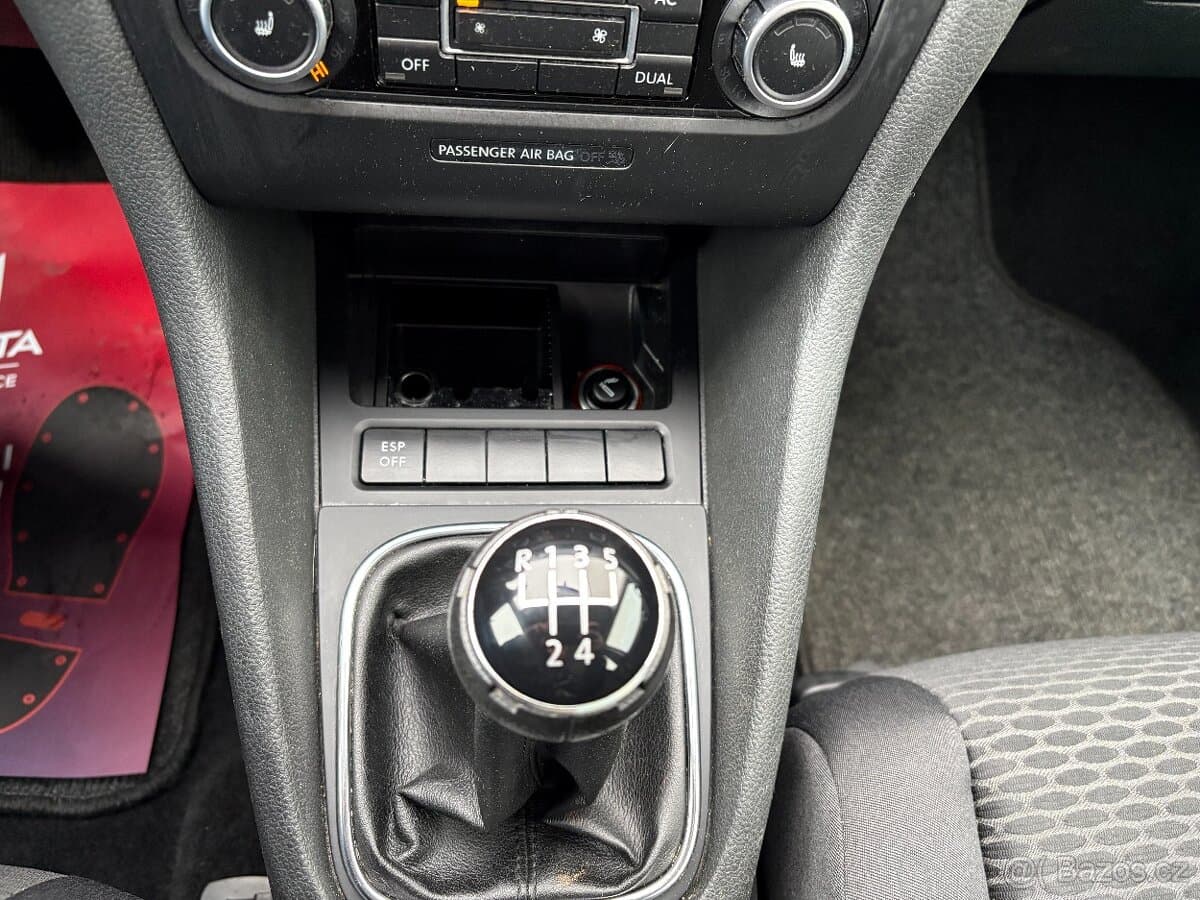 2009 Volkswagen GOLF - 11