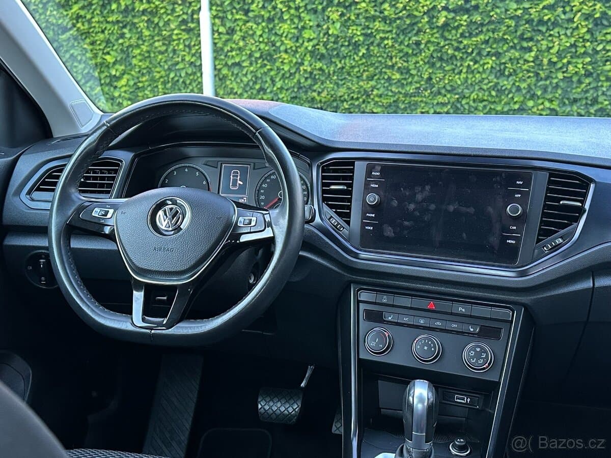 2018 Volkswagen T-ROC - 11