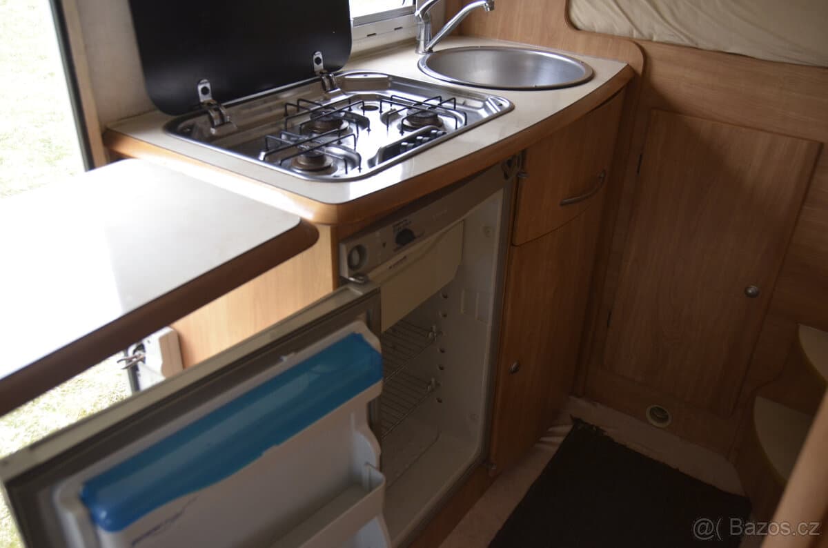 2003 Ford TRANSIT - 11