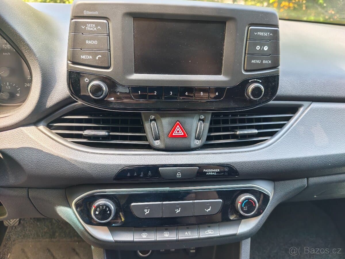 2018 Hyundai i30 - 11