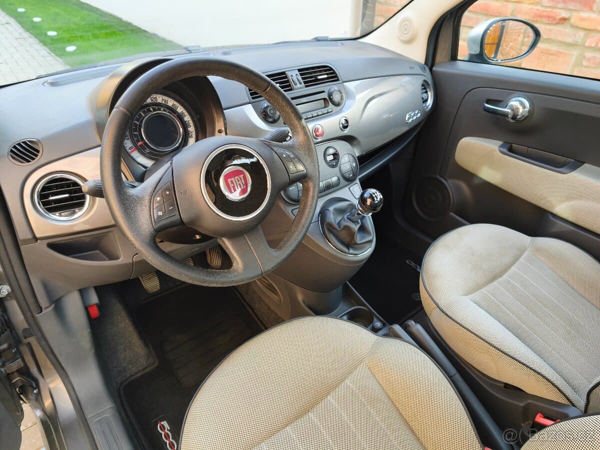 2012 Fiat 500 - 11