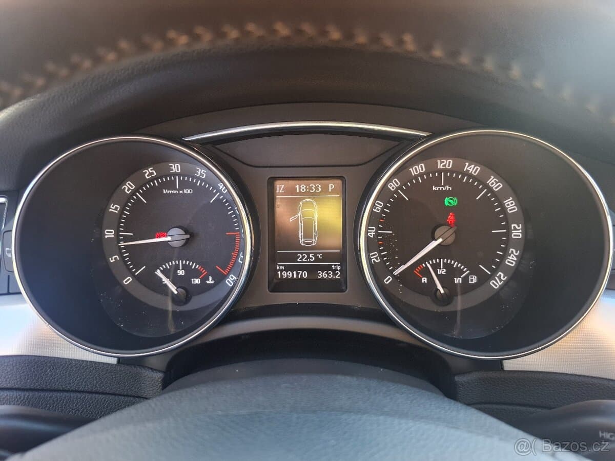 2013 Škoda SUPERB - 11