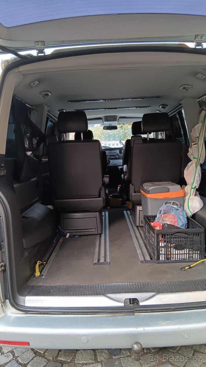 2006 Volkswagen MULTIVAN - 11