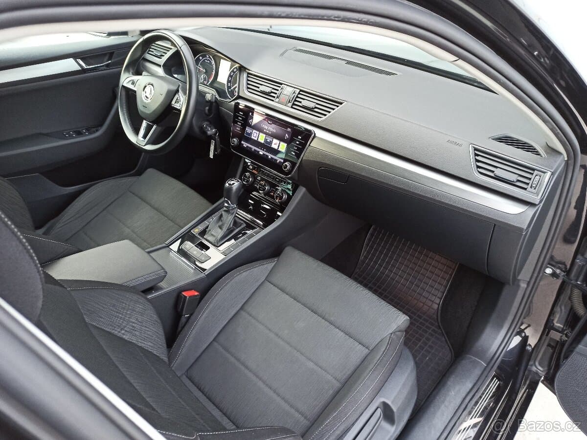 2019 Škoda SUPERB - 11