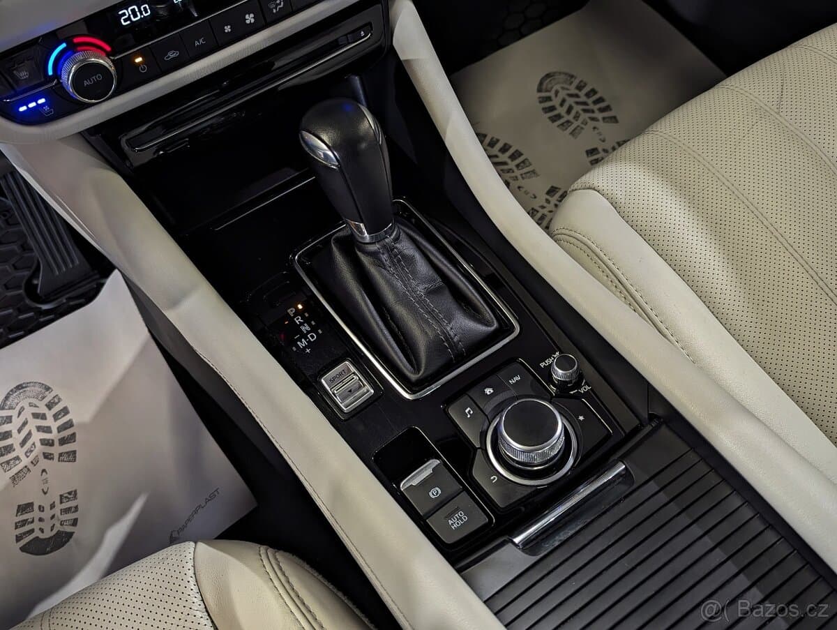 2019 Mazda 6 - 11