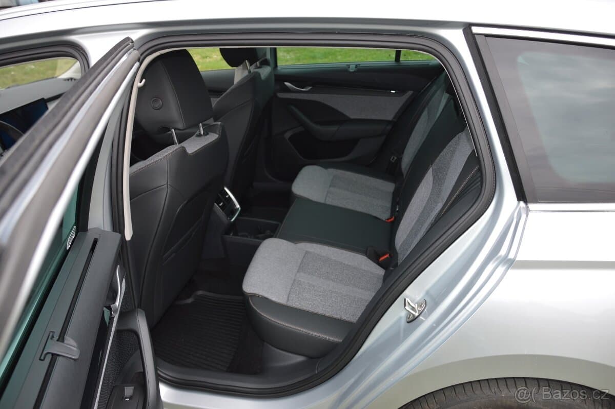 2025 Škoda OCTAVIA - 11