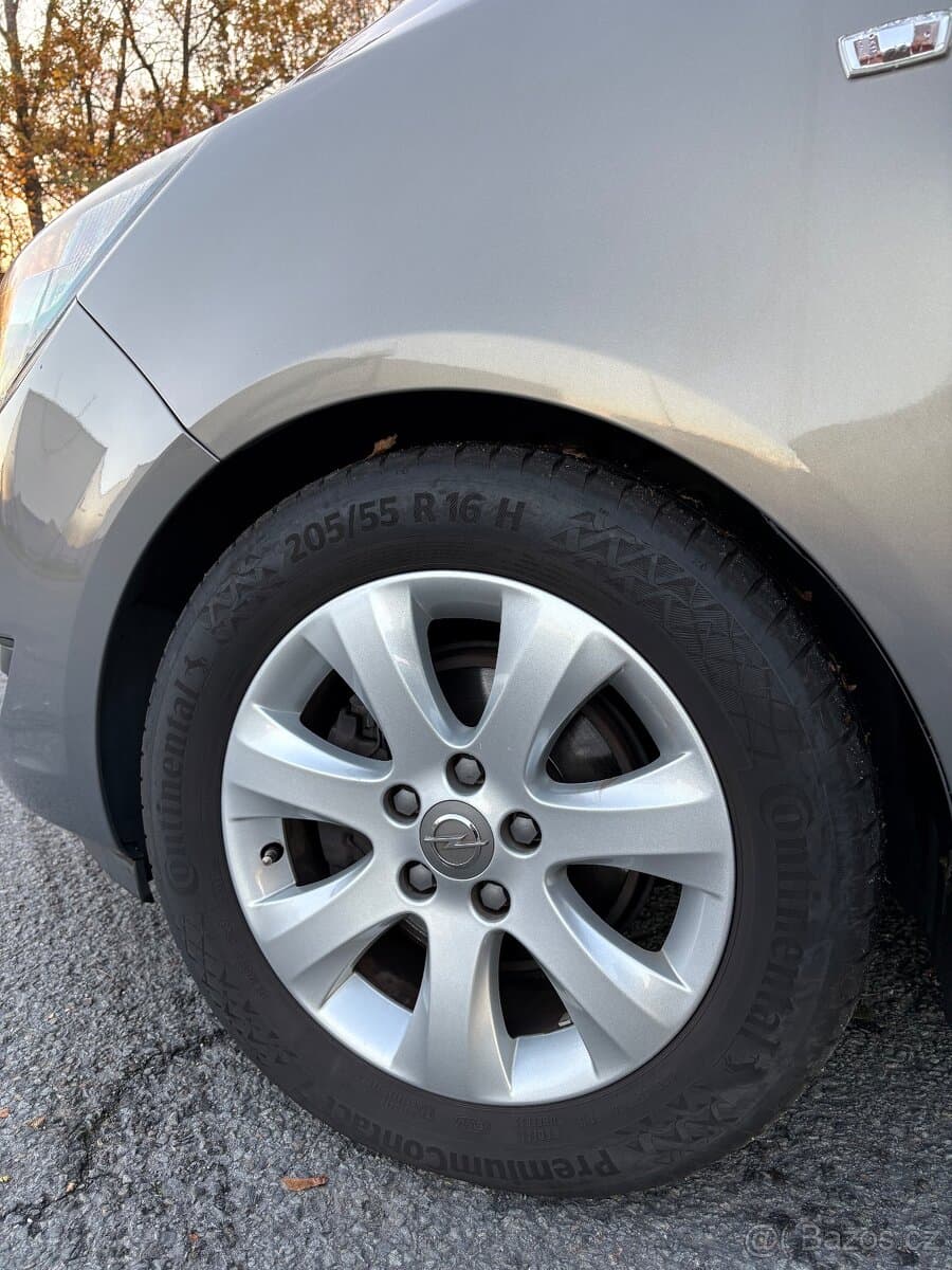 2014 Opel MERIVA - 11