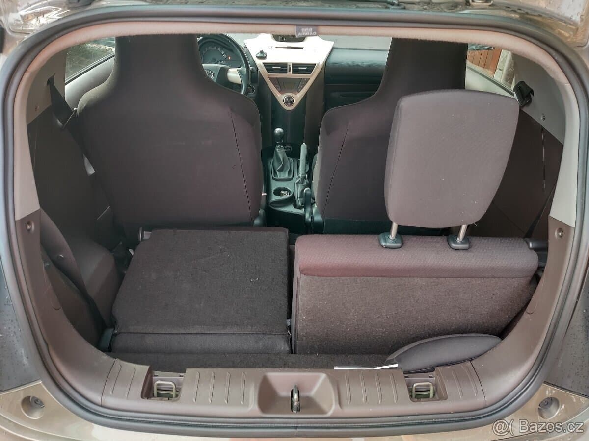 2010 Toyota OSTATNÍ - 11